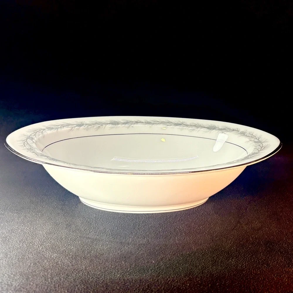 Style House Duchess Fine China Oval Serving Bowl Japan White Gray Pinecone MCM